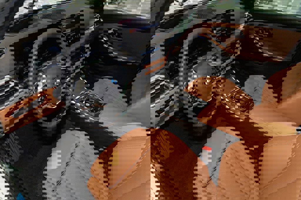 Used 2026 BMW 330i xDrive 330i xDrive w/ Premium Package image 15