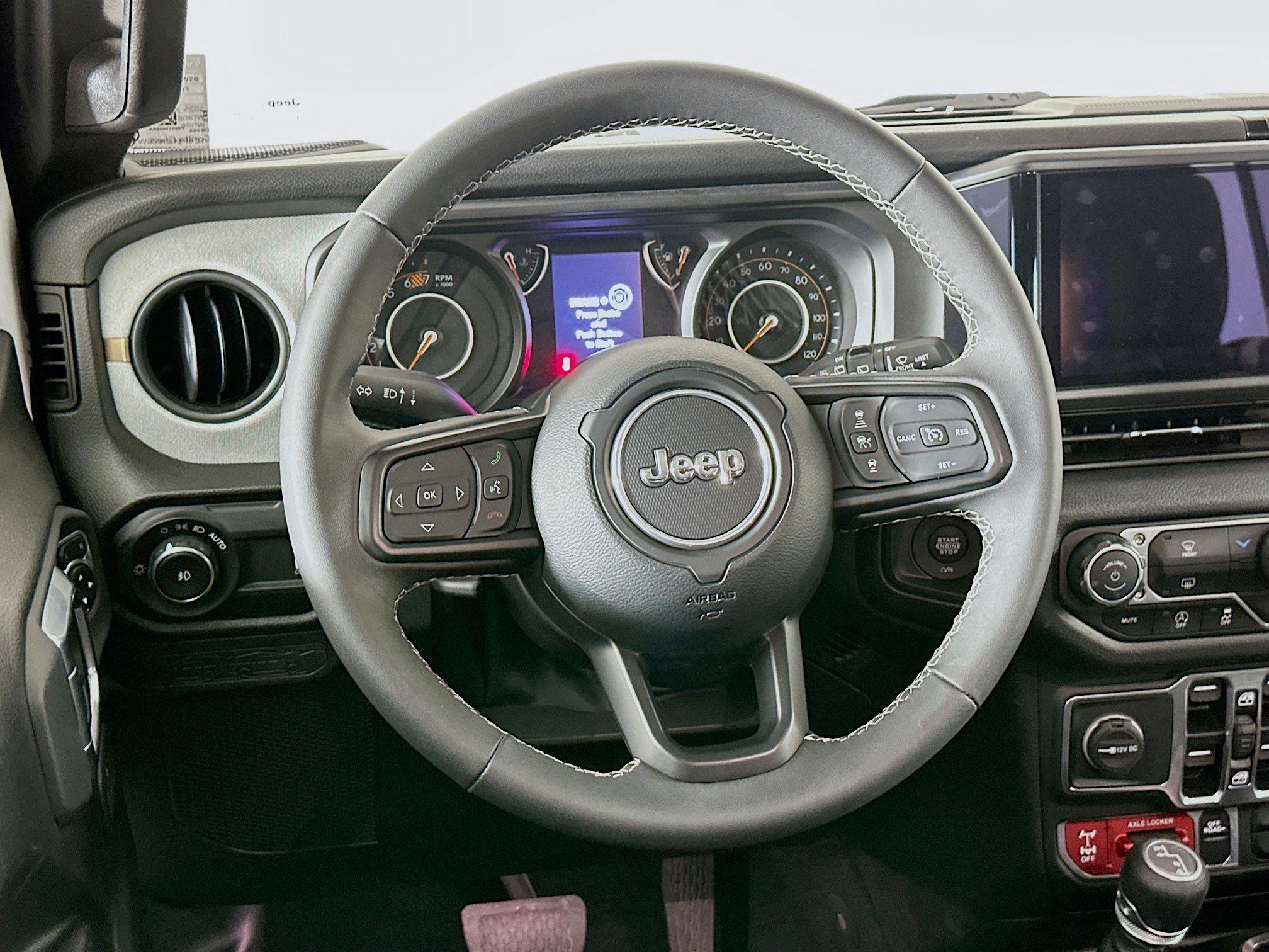 Used 2025 Jeep Wrangler Willys image 17