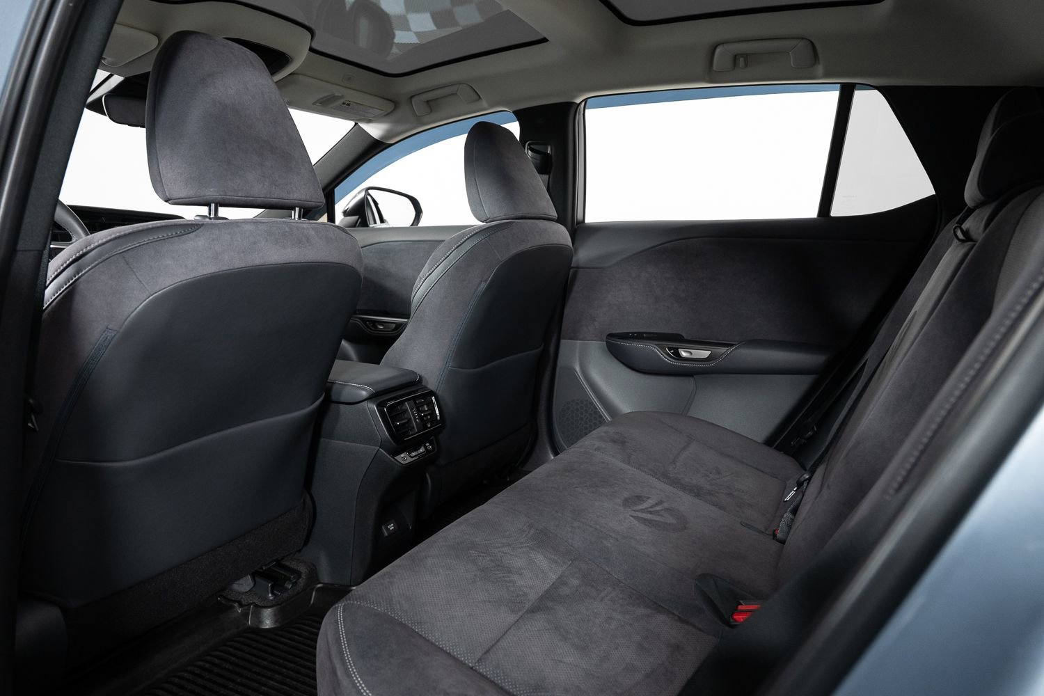 Used 2023 Lexus RZ 450e Premium w/ Accessory Package (2T) image 19