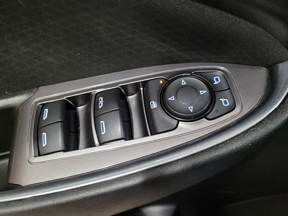 Used 2020 Chevrolet Malibu LT FWD image 27