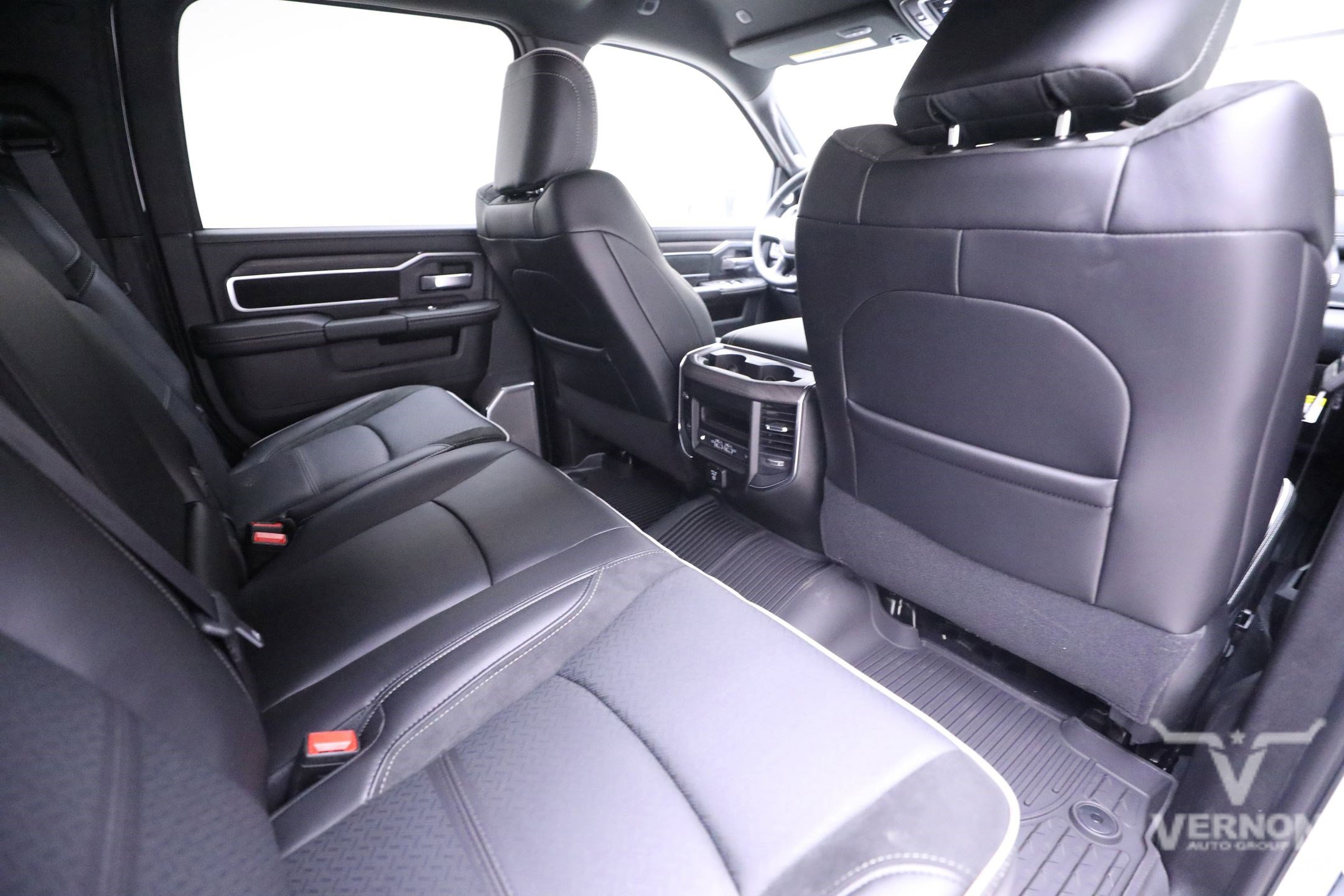 New 2025 RAM 3500 Laramie image 23