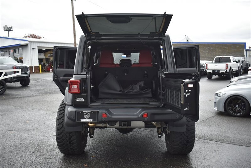 Used 2024 Jeep Wrangler Unlimited Rubicon 392 image 39