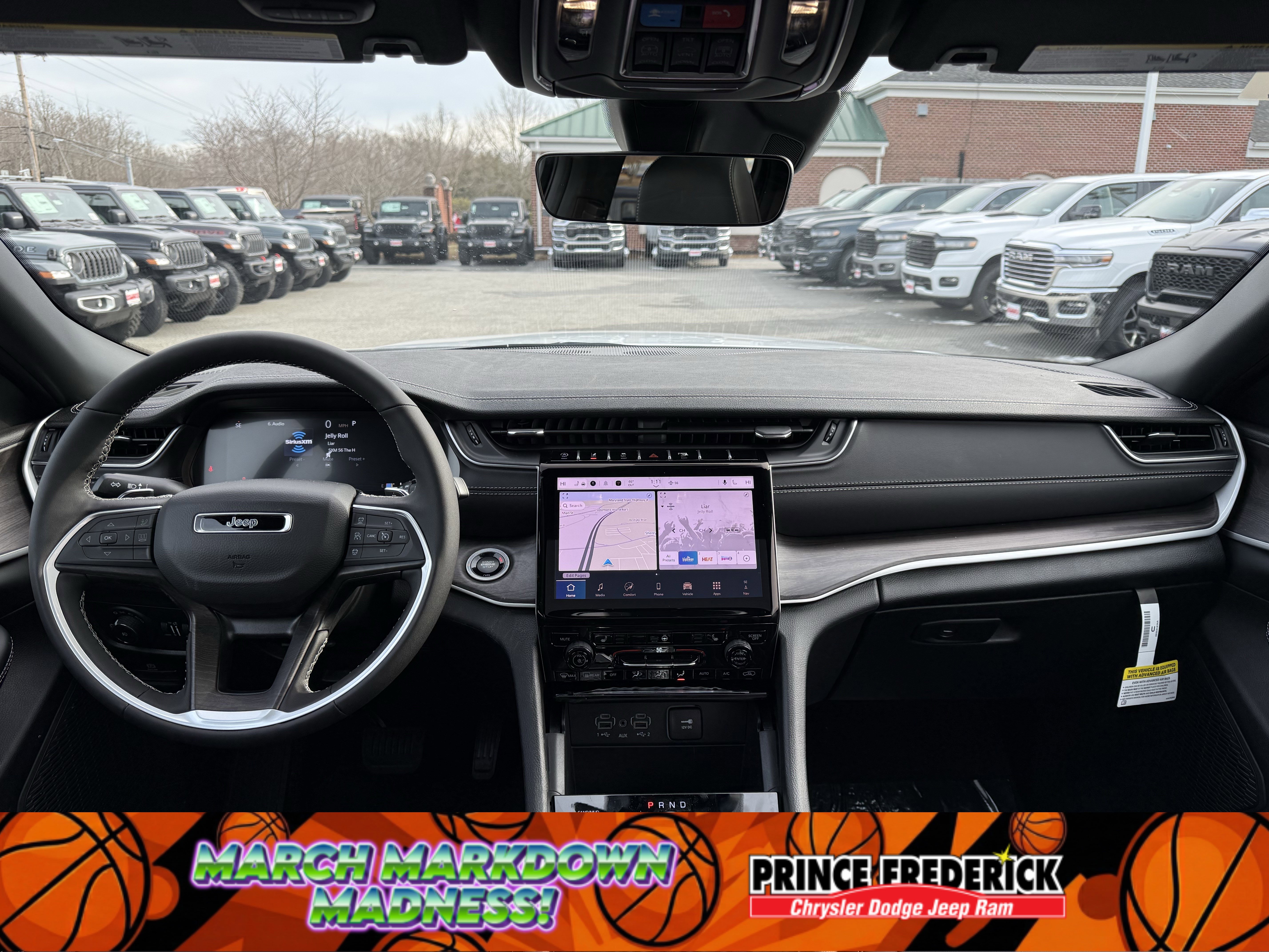 New 2025 Jeep Grand Cherokee Limited image 18