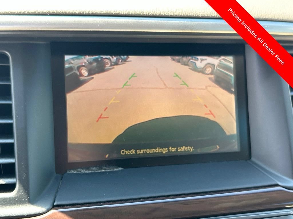 Used 2015 Nissan Pathfinder SL FWD image 14