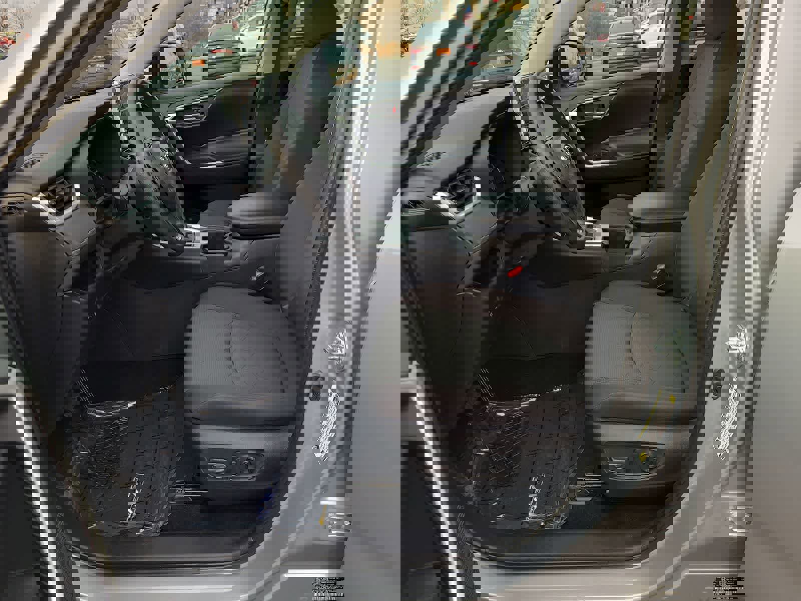 Used 2024 Toyota RAV4 XLE image 19