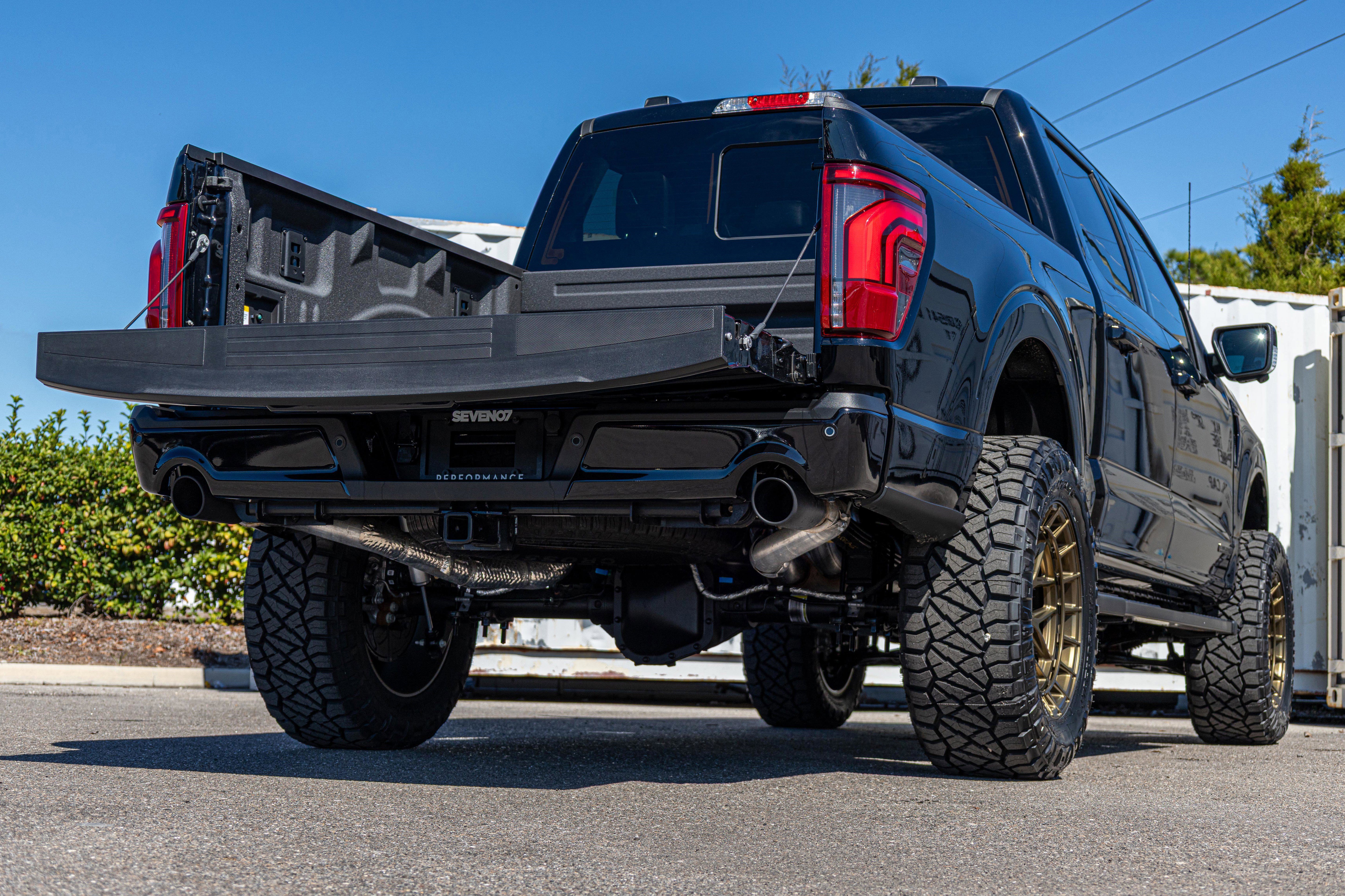 New 2025 Ford F150 Lariat w/ Equipment Group 502A High image 25