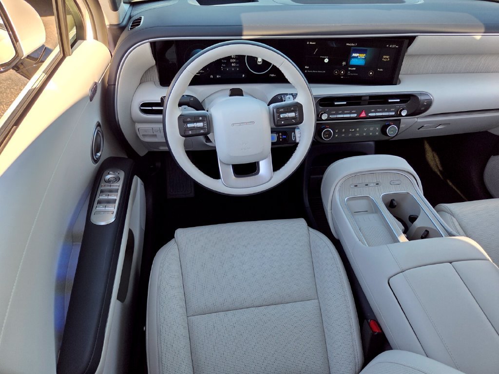 Used 2026 Hyundai Palisade Calligraphy FWD image 9