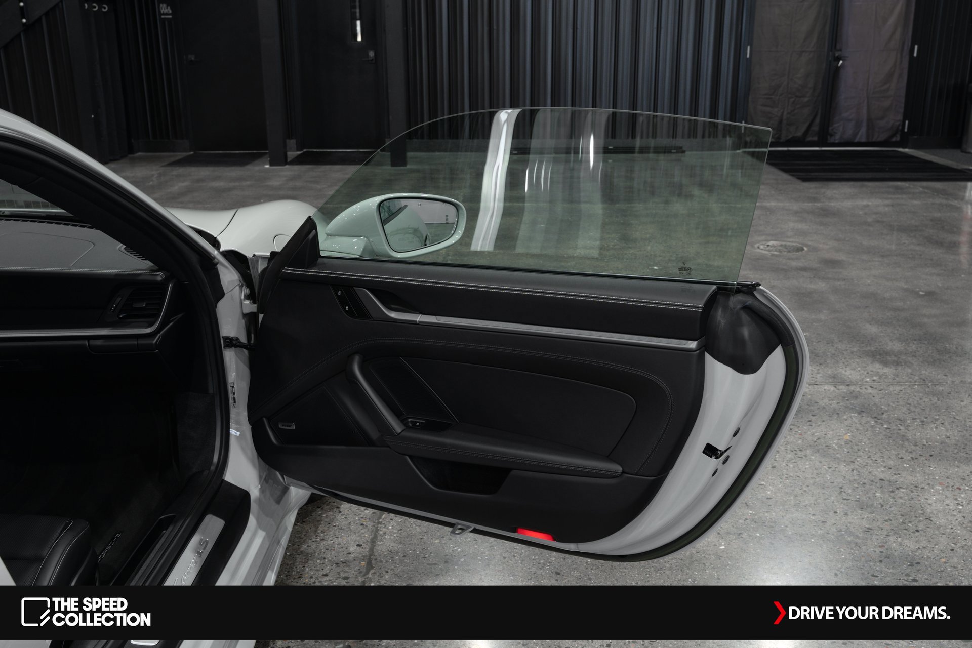 Used 2022 Porsche 911 Carrera S w/ Premium Package image 17