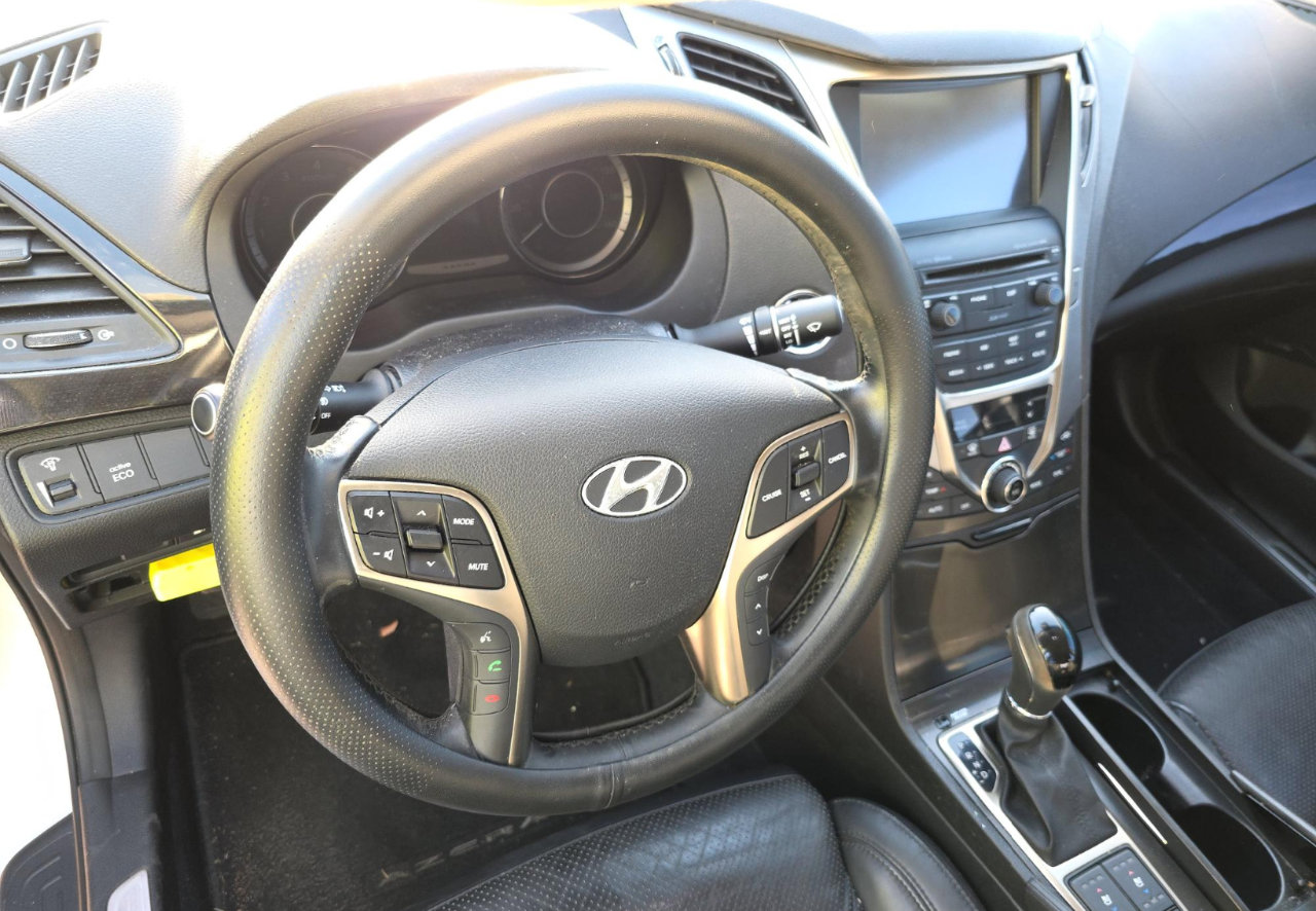 Used 2014 Hyundai Azera Limited image 10