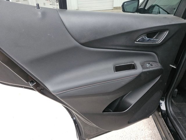 Used 2022 Chevrolet Equinox RS FWD image 9