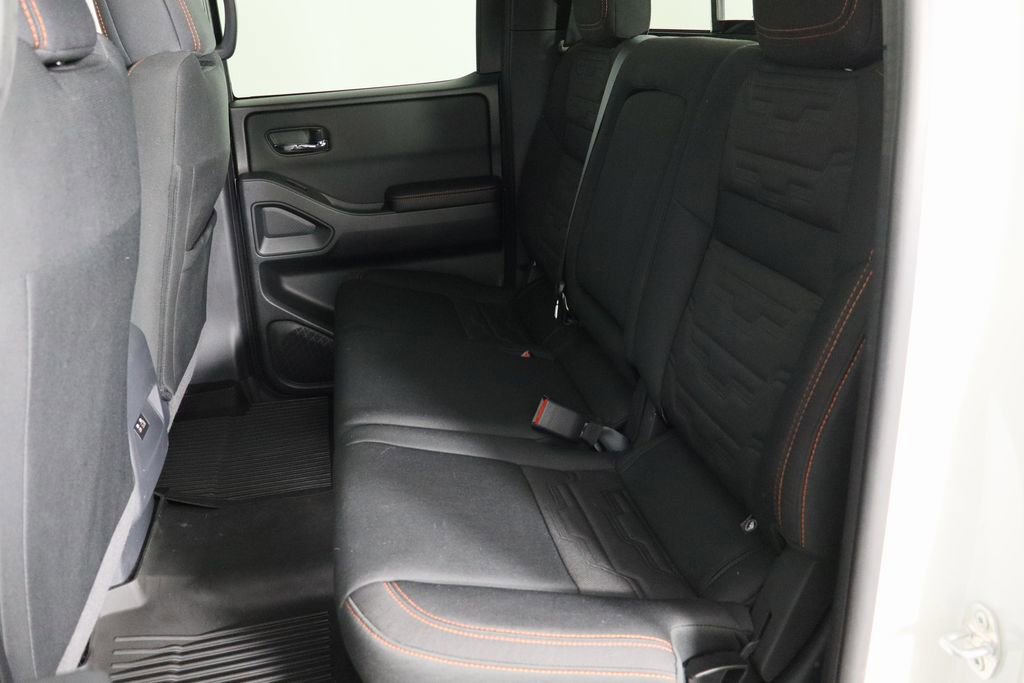 Used 2025 Nissan Frontier PRO-4X w/ Interior Protection Package image 17