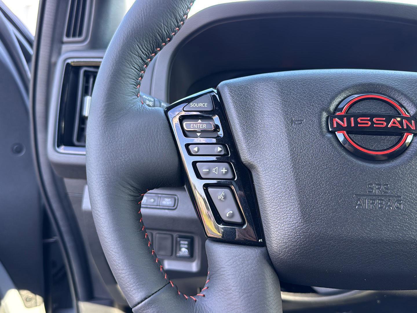 New 2026 Nissan Frontier PRO-4X w/ Pro-4x Convenience Package image 18