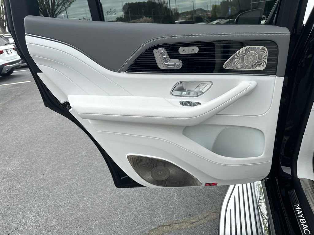 Certified 2025 Mercedes-Benz Maybach GLS 600 4MATIC image 25