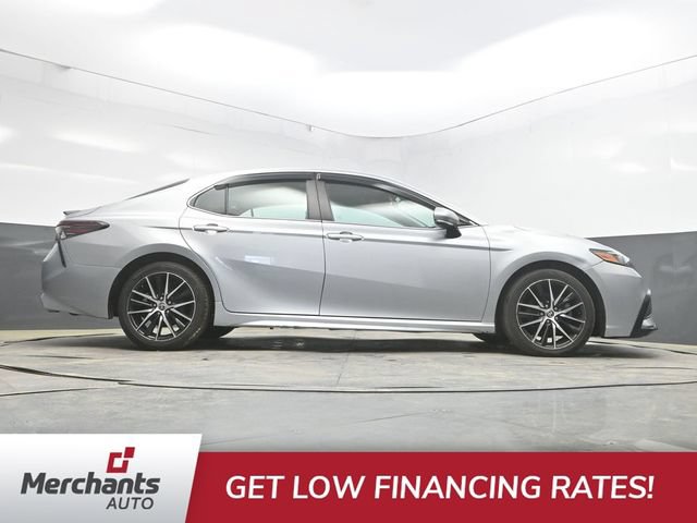 Used 2022 Toyota Camry SE FWD image 37