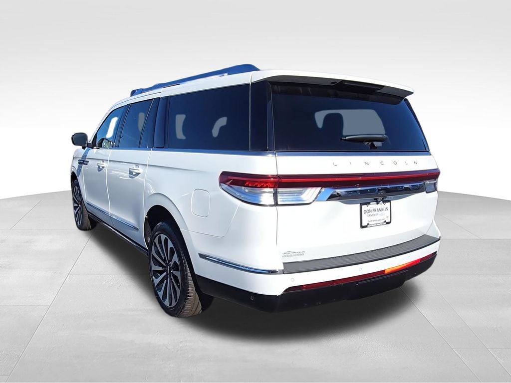 Used 2024 Lincoln Navigator L Reserve AWD/4WD image 7
