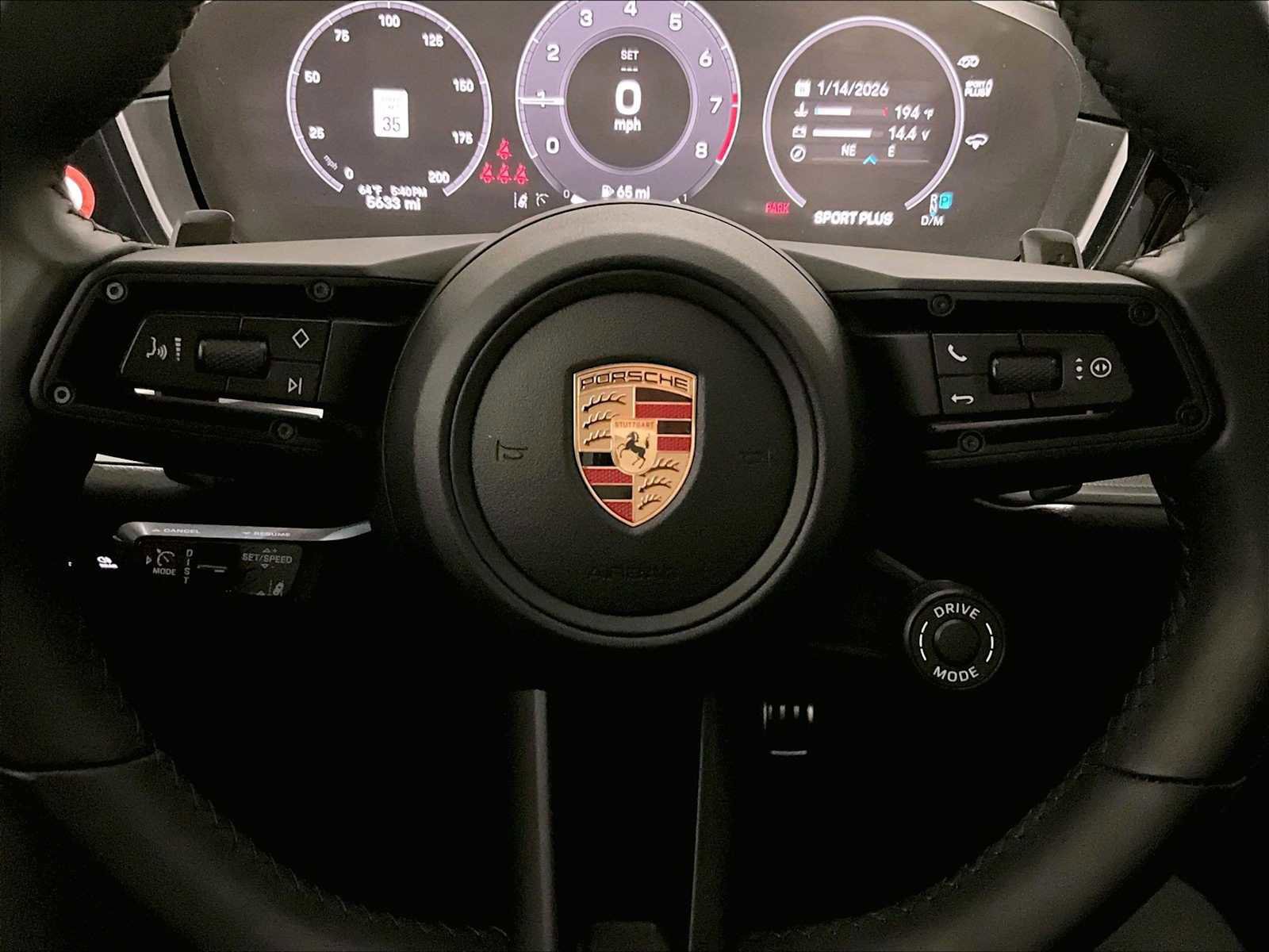 Used 2025 Porsche Cayenne S image 18