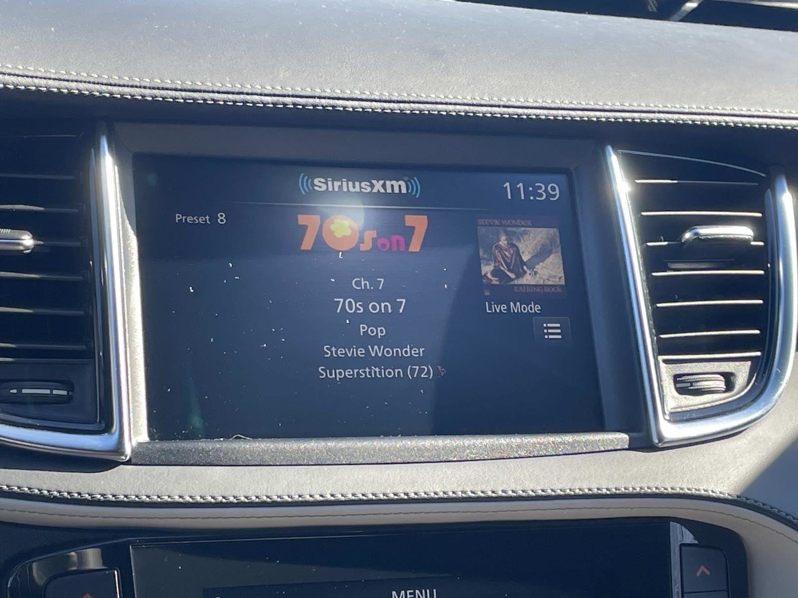 Certified 2025 INFINITI QX55 Luxe w/ Cargo Package image 18