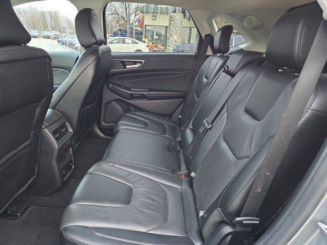Used 2022 Ford Edge Titanium w/ Equipment Group 301A AWD/4WD image 12