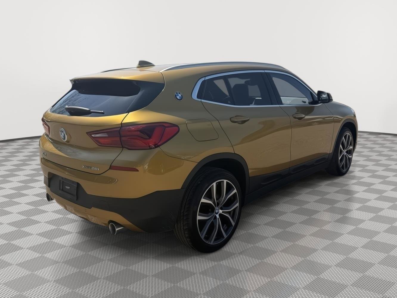 Used 2020 BMW X2 xDrive28i w/ Convenience Package AWD/4WD image 3