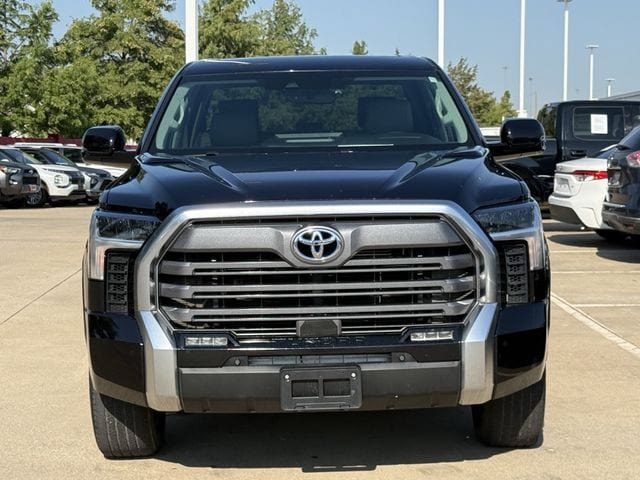 Used 2023 Toyota Tundra Limited w/ Power Package AWD/4WD image 7