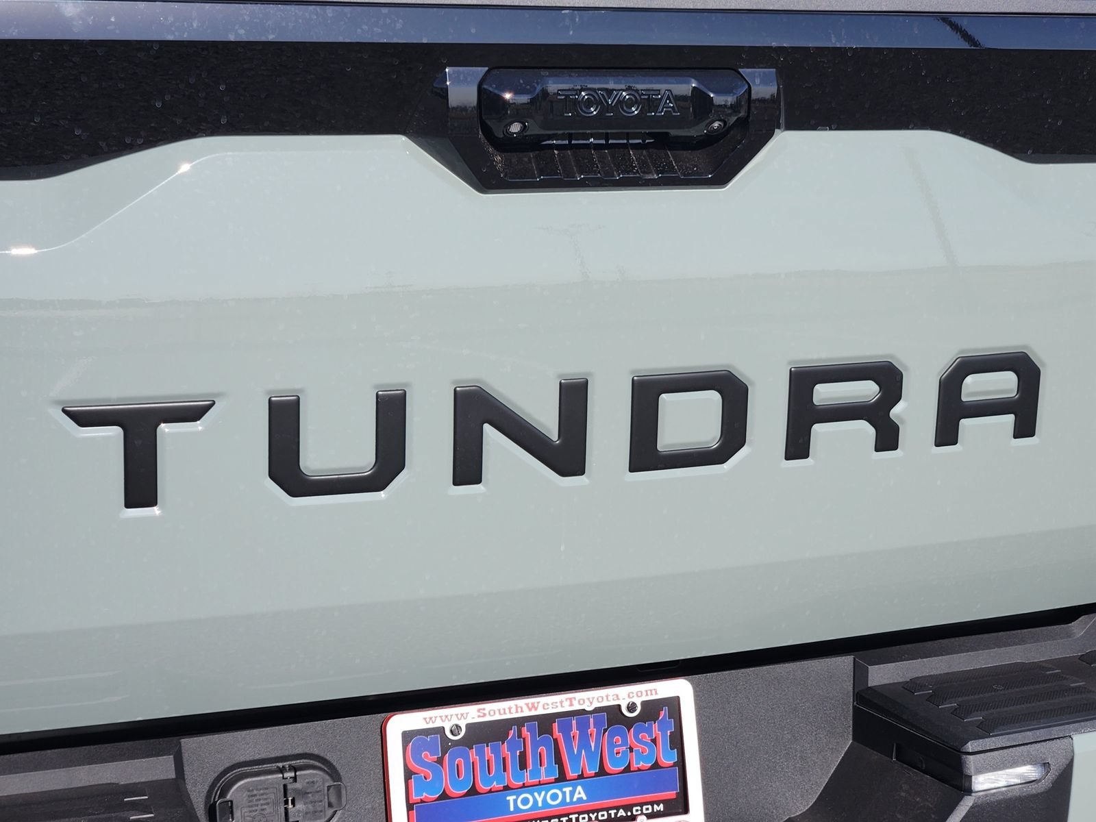New 2026 Toyota Tundra Platinum AWD/4WD image 11