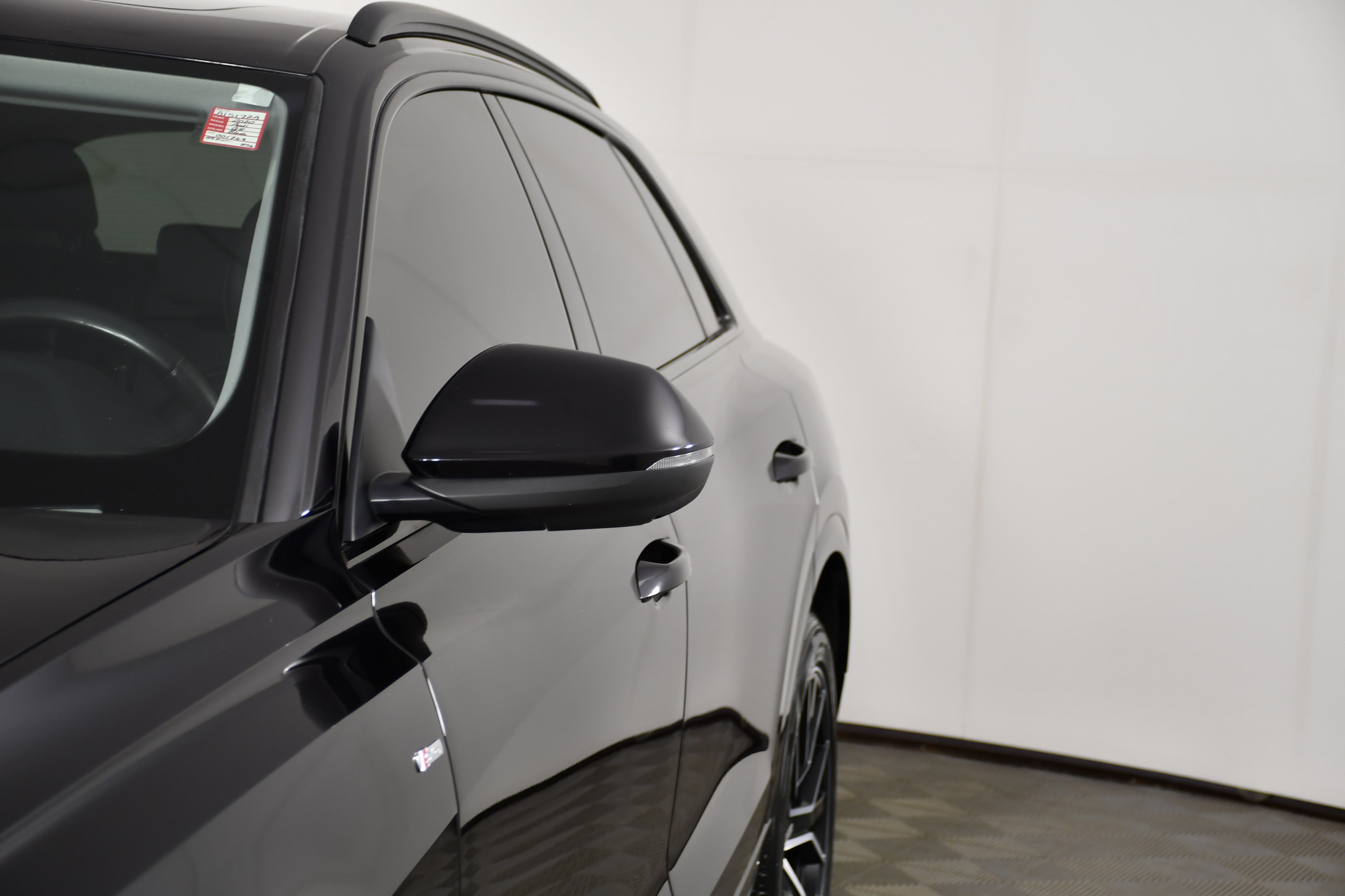 Used 2020 Audi Q8 Premium Plus w/ Premium Plus Package AWD/4WD image 13