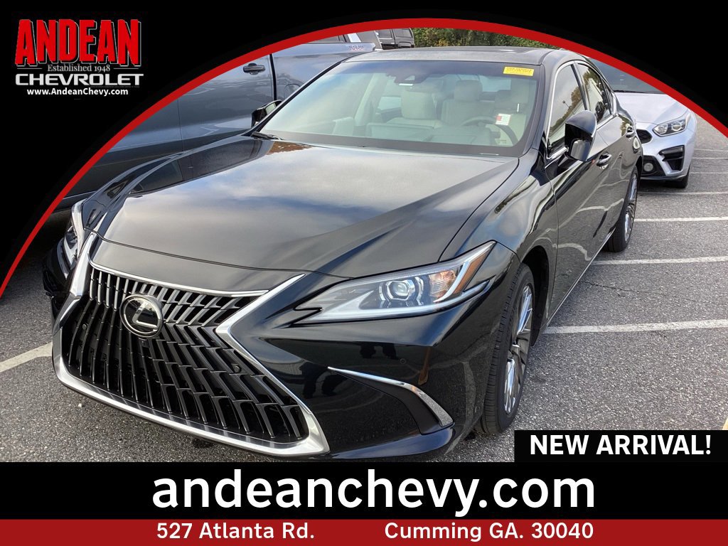 Used 2025 Lexus ES 300h w/ Luxury Package