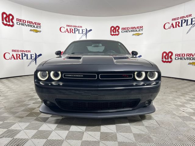 Used 2018 Dodge Challenger R/T Scat Pack image 2
