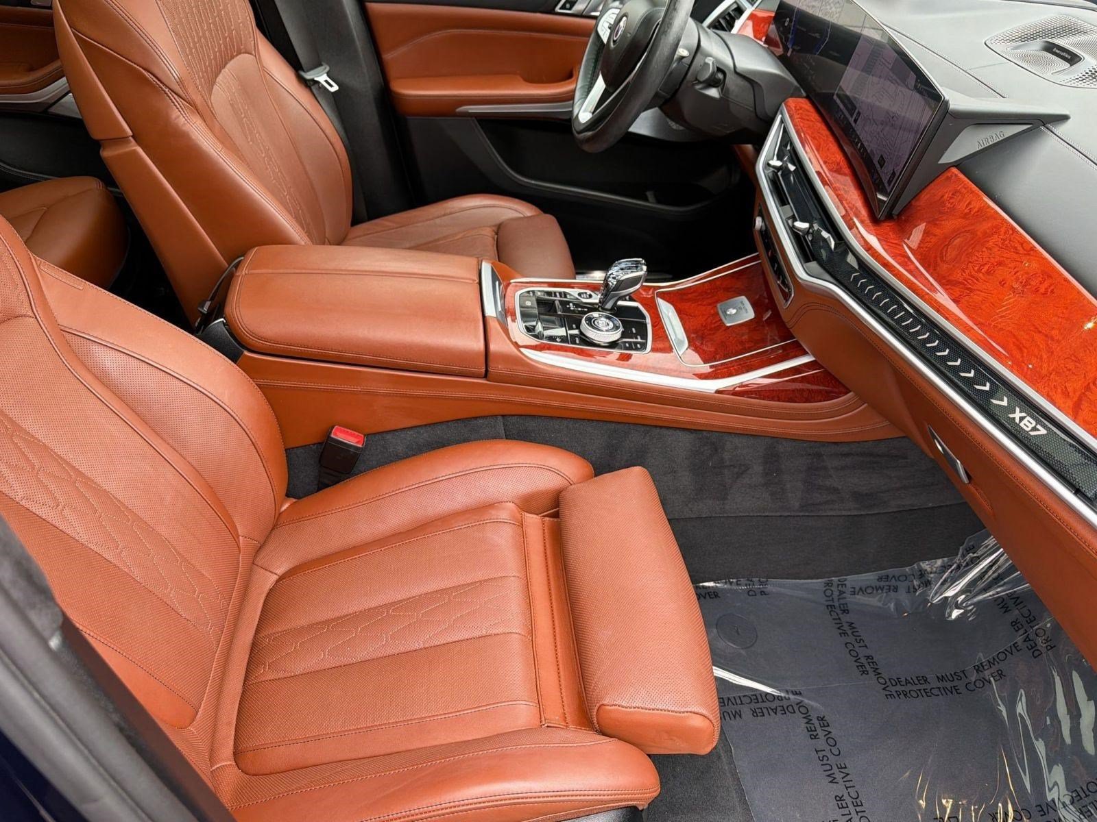 Certified 2024 BMW ALPINA XB7 AWD/4WD image 30