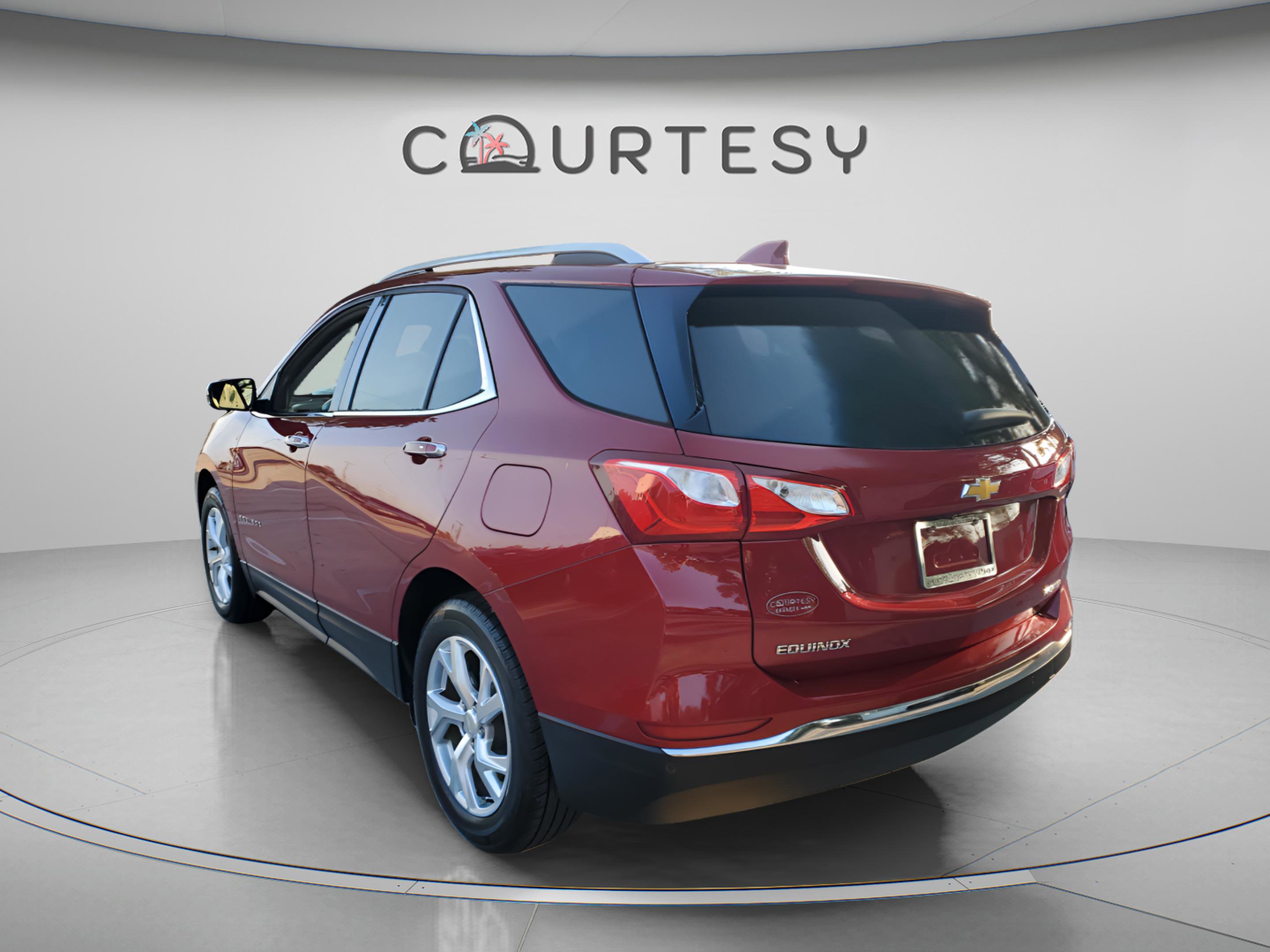 Used 2019 Chevrolet Equinox Premier image 2