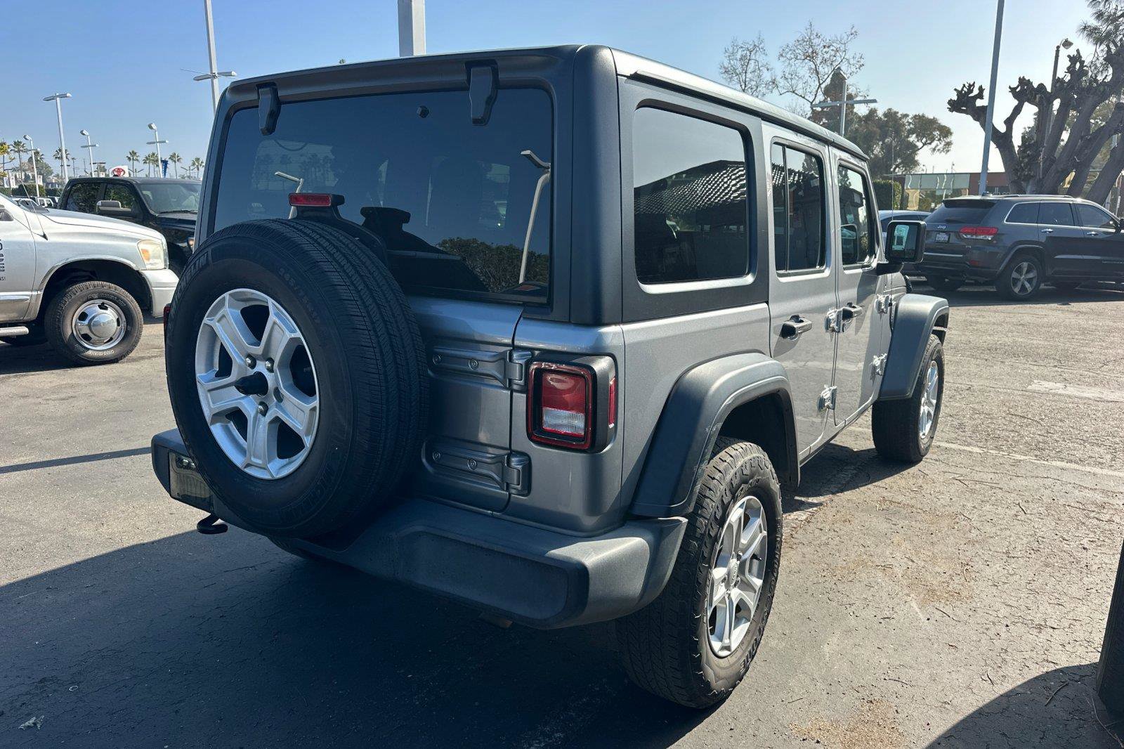 Used 2021 Jeep Wrangler Unlimited Sport image 2