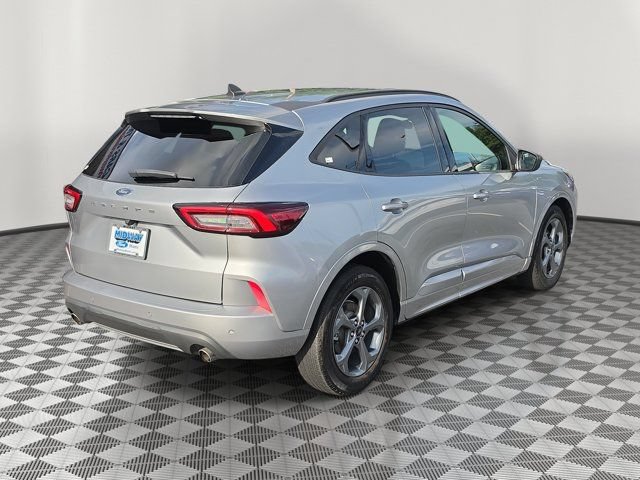 Certified 2023 Ford Escape ST-Line w/ Tech Pack #1 FWD image 6