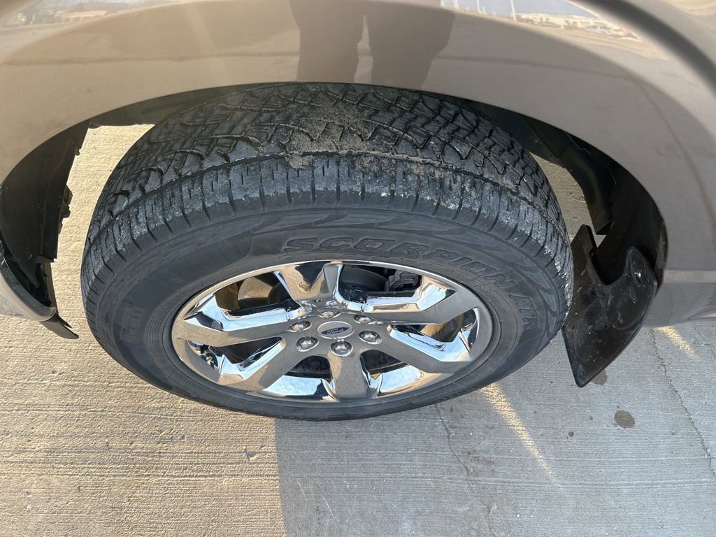 Used 2023 Ford F150 Lariat w/ Equipment Group 502A High image 34