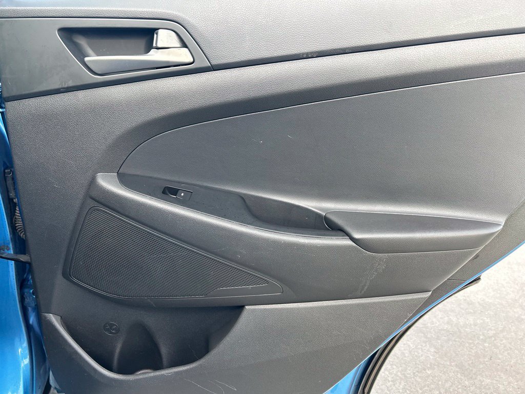 Used 2018 Hyundai Tucson Value AWD/4WD image 29