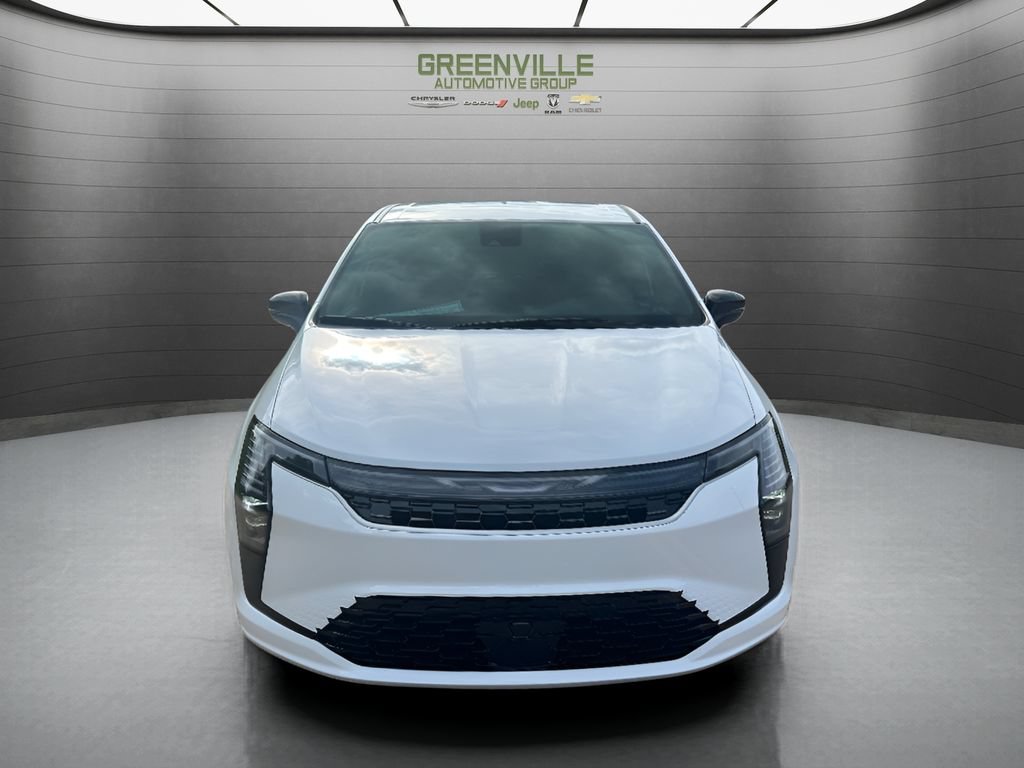 New 2027 Chrysler Pacifica Select FWD image 2