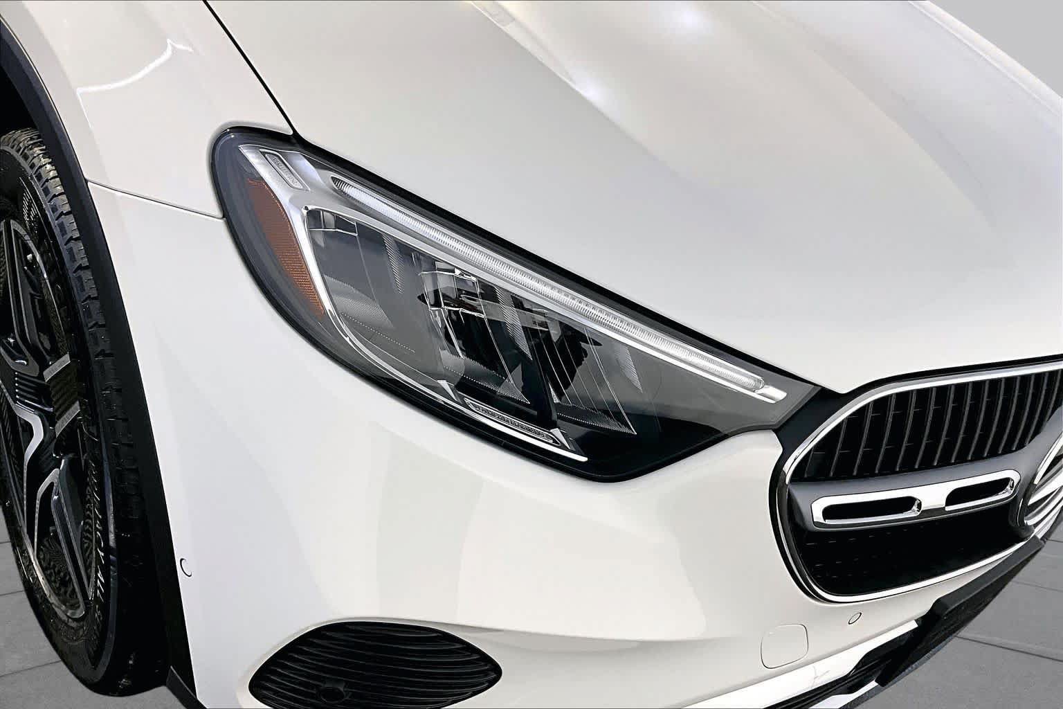 Certified 2026 Mercedes-Benz GLC 300 4MATIC image 27