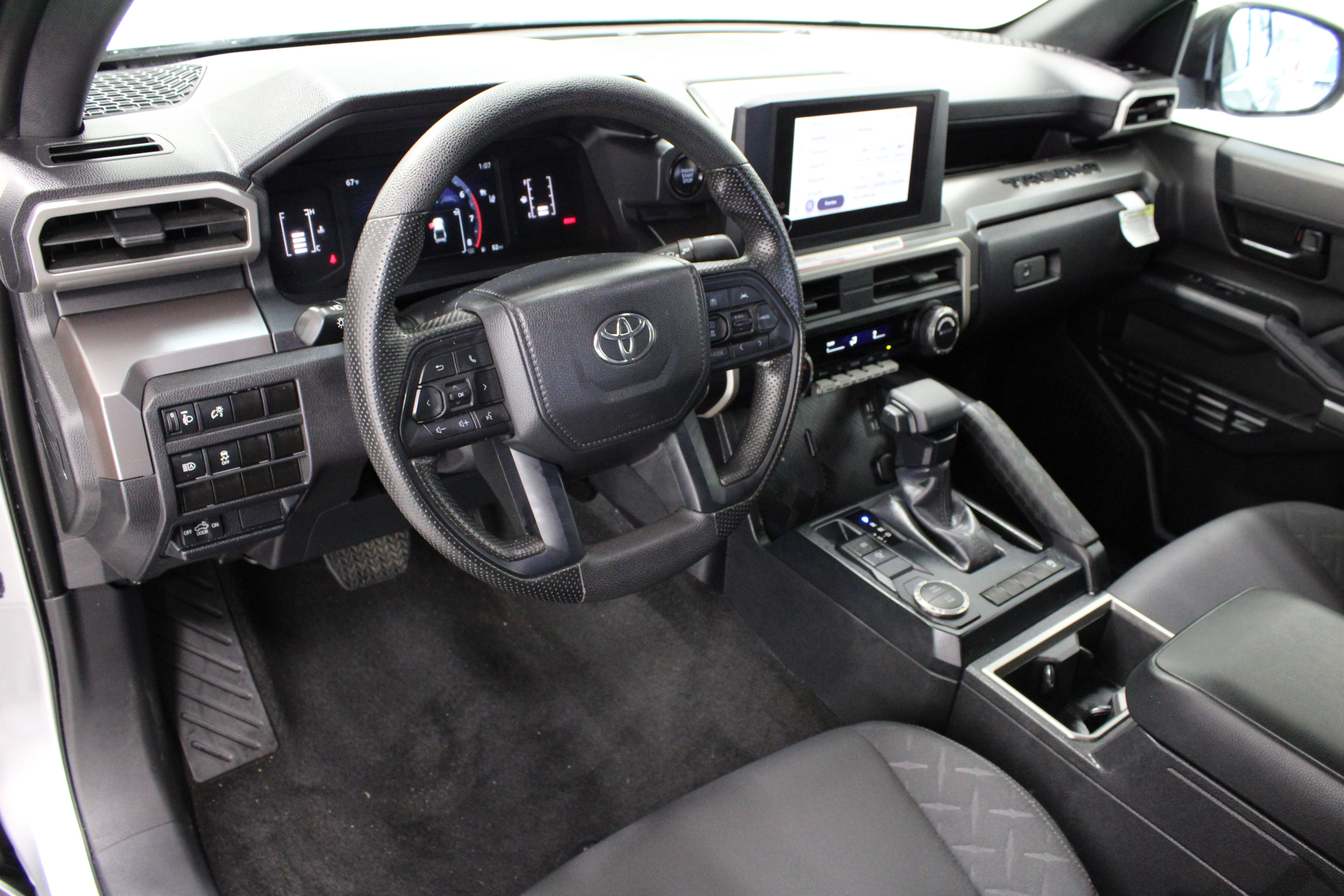 Used 2024 Toyota Tacoma SR5 RWD image 14