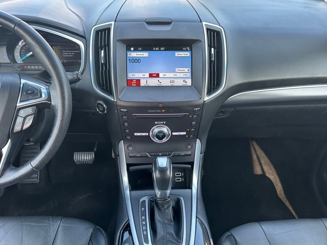 Used 2018 Ford Edge Titanium image 23