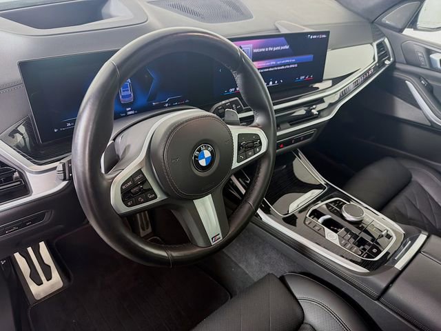 Used 2024 BMW X7 xDrive40i w/ M Sport Package AWD/4WD image 11