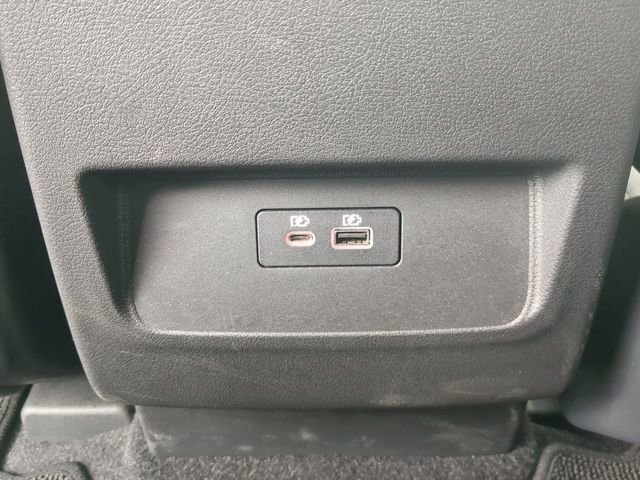 Used 2024 Nissan Frontier SV image 16