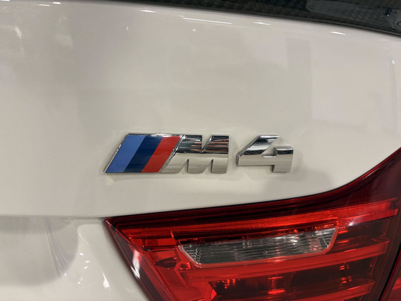 Used 2017 BMW M4 Convertible RWD image 40