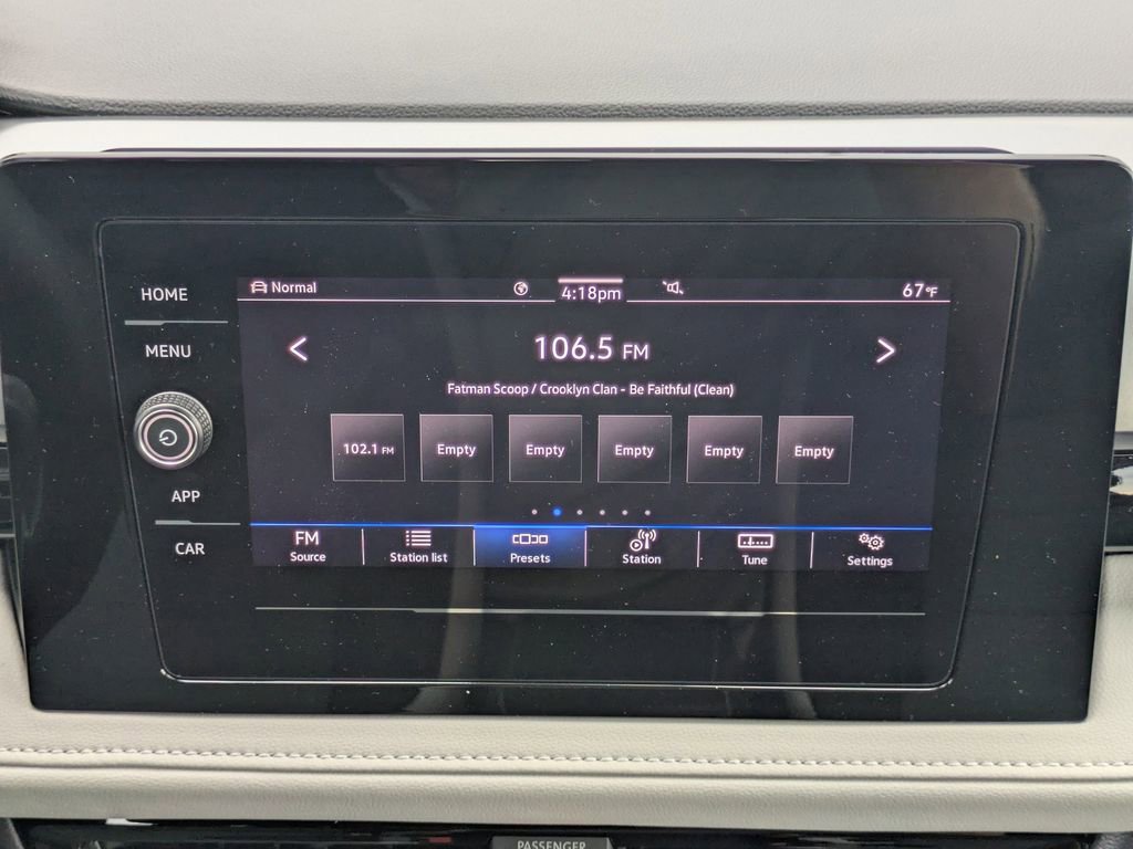 Certified 2025 Volkswagen Taos S image 18