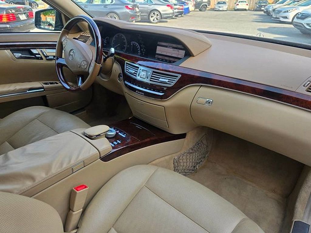 Used 2013 Mercedes-Benz S 550 4MATIC image 23