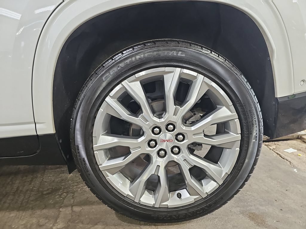 Certified 2024 GMC Acadia Denali w/ Super Cruise Package AWD/4WD image 39