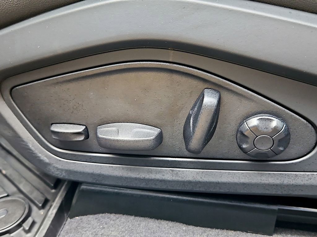 Used 2023 Audi e-tron GT Premium Plus image 29