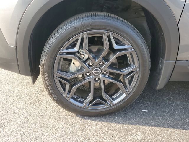 Certified 2025 Nissan Kicks SR image 5