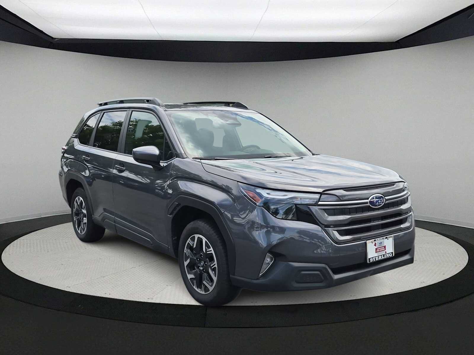 Used 2026 Subaru Forester Premium AWD/4WD image 2
