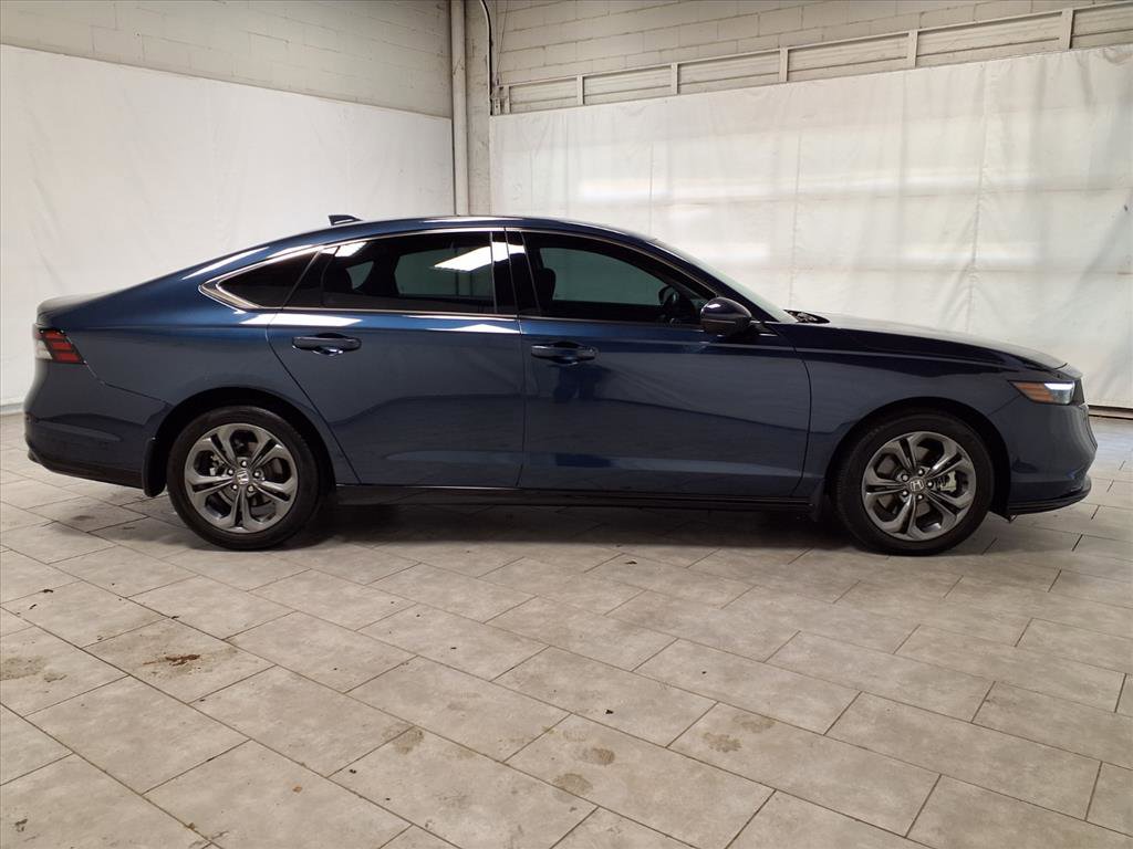 Used 2024 Honda Accord EX-L image 10