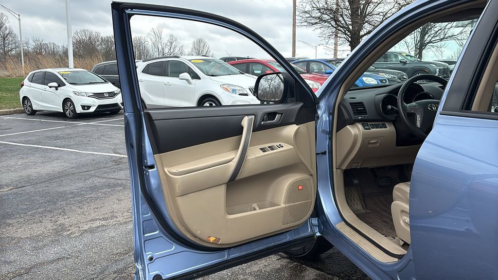 Used 2009 Toyota Highlander Sport image 11