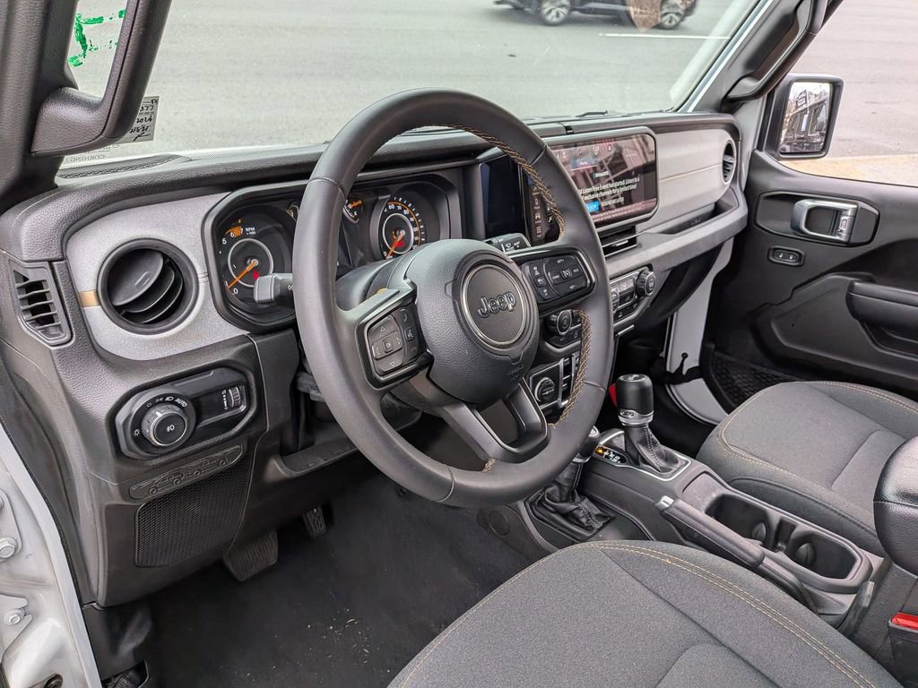 Used 2024 Jeep Wrangler Sport S image 12